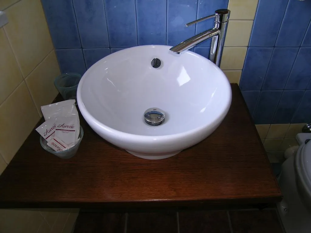 ***  Domus Lilio Bed & Breakfast Petralia Sottana Italy
